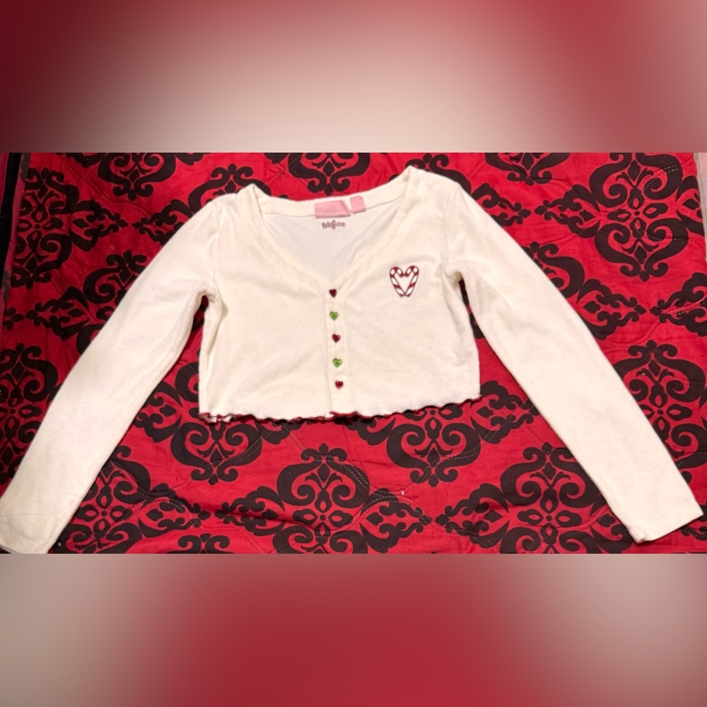 VOIGHT White Button Down Shirt with Classic Versatile Design